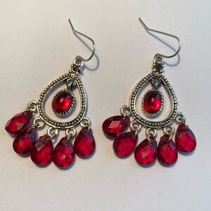 Red Acrylic Faceted Beaded Chandelier Style Silver Tone Dangle Earrings
